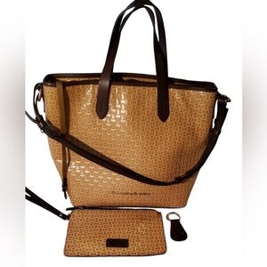 ‼️SALE WAS $225‼️Dooney & Bourke Lilliana Purse & Wristlet